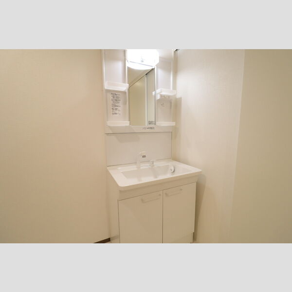 洗面所 (洗面化粧台)