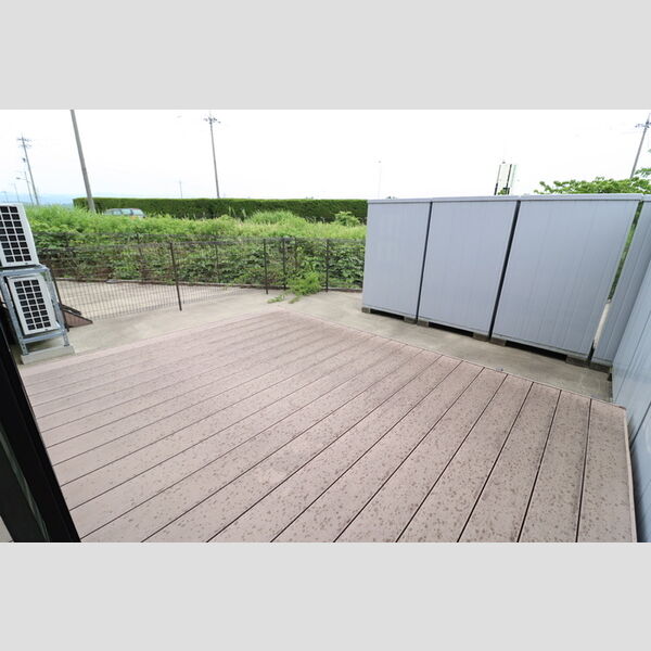 その他 (ウッドデッキ)