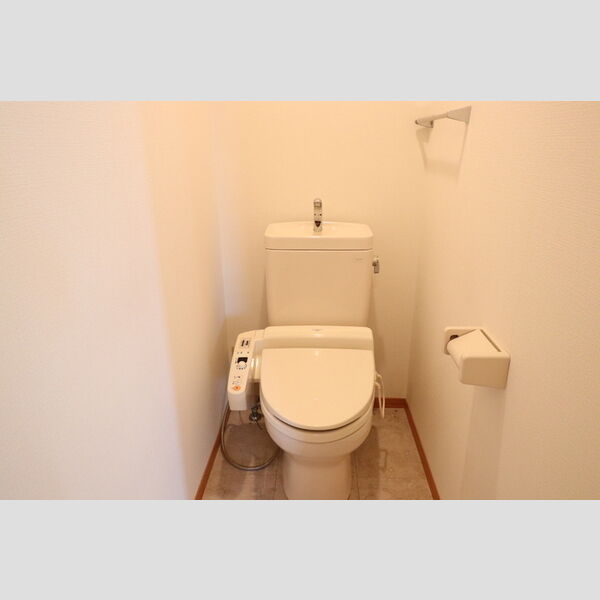 トイレ (温水洗浄暖房便座)