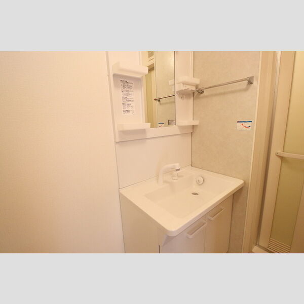 洗面所 (洗髪洗面化粧台)
