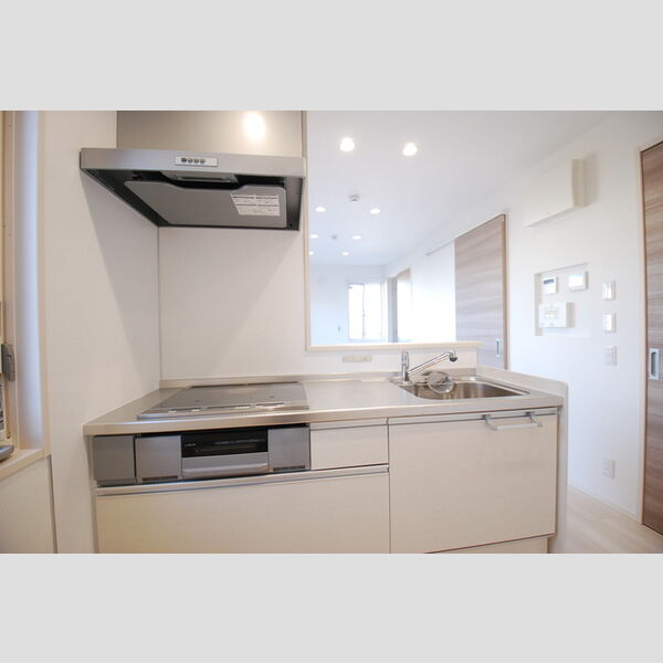 キッチン (101　IHクッキングヒーター)