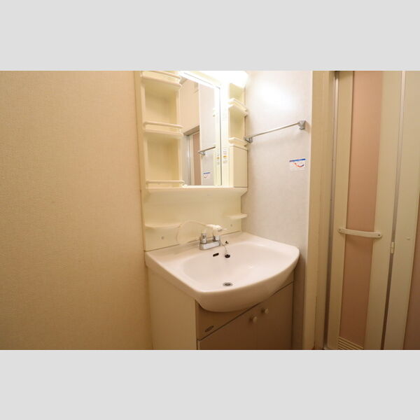 洗面所 (洗髪洗面化粧台)