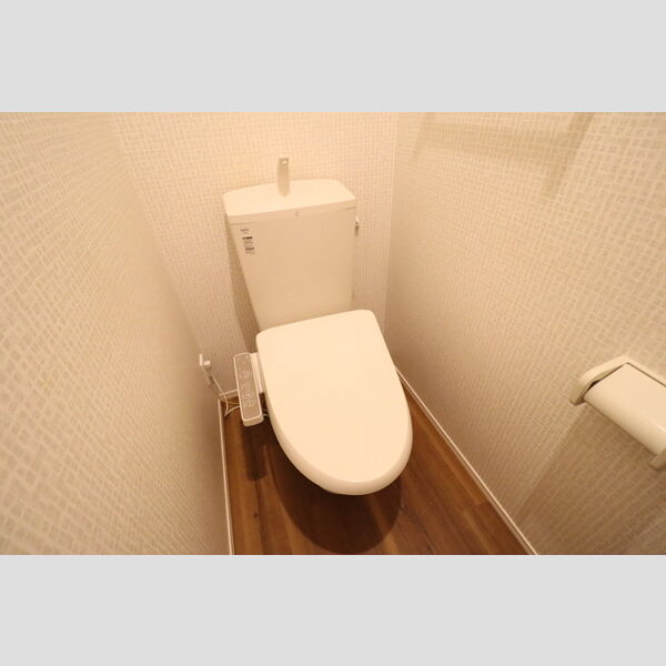 トイレ (温水洗浄暖房便座)