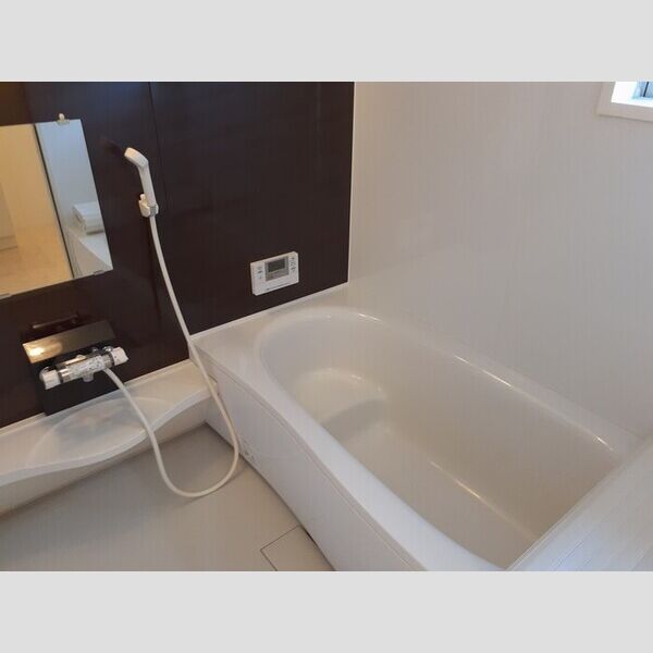 バス (追い焚き給湯・浴室換気乾燥機)