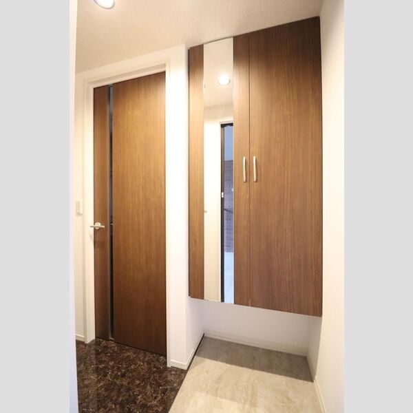 玄関 (201　玄関)