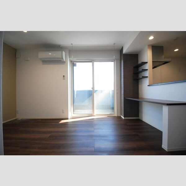 その他 (303　LDK)