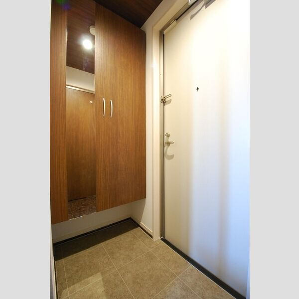 玄関 (303　玄関)