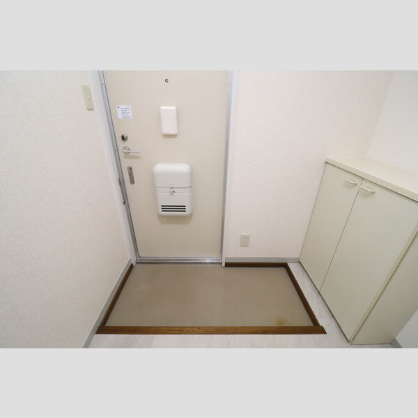 玄関 (玄関)