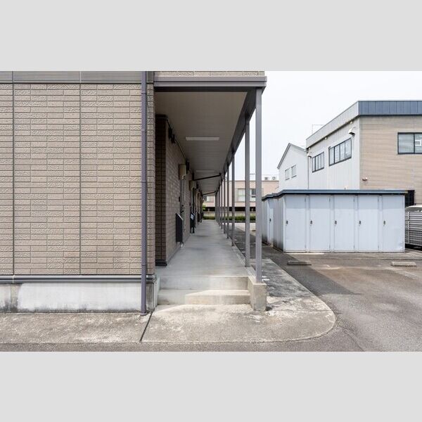 エントランス (エントランス)