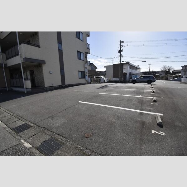 駐車場 (駐車場)
