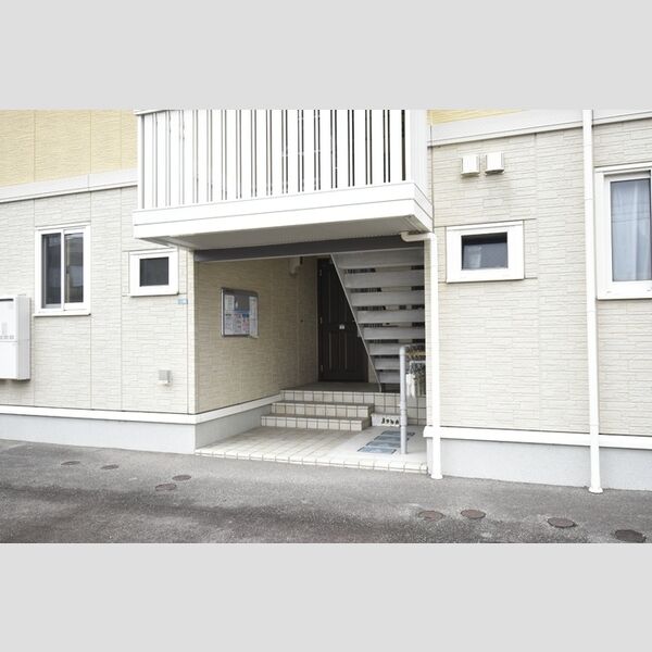 エントランス (エントランス)