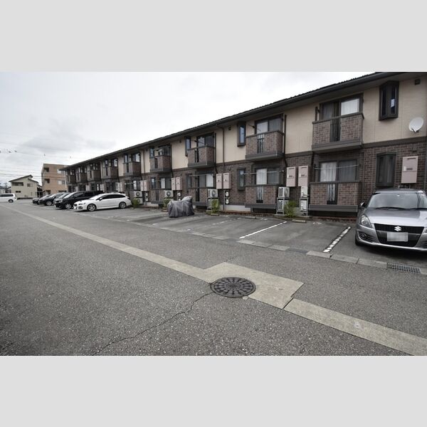 駐車場 (駐車場)