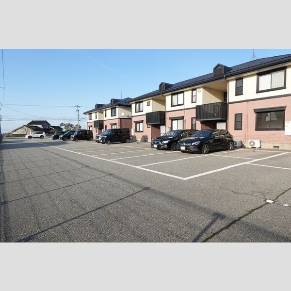 駐車場 (駐車場)