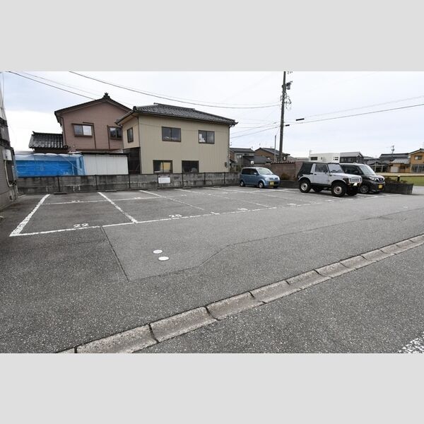 駐車場 (駐車場)