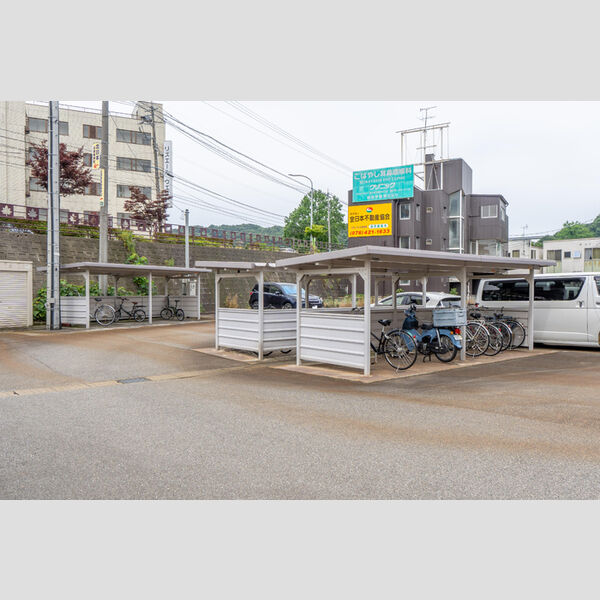 現地周辺 (サイクルポート)