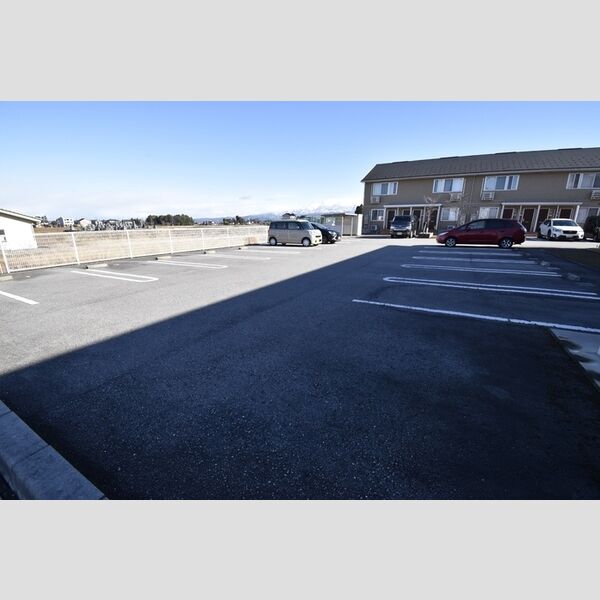 駐車場 (駐車場)