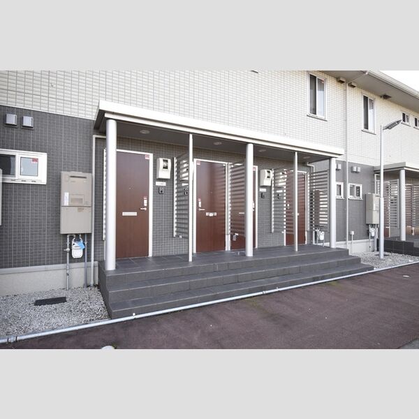 エントランス (エントランス)