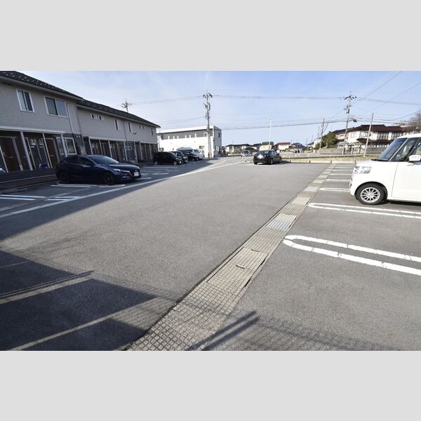 駐車場 (駐車場)