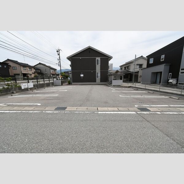 駐車場 (駐車場)