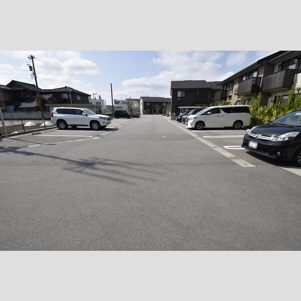 駐車場 (駐車場)