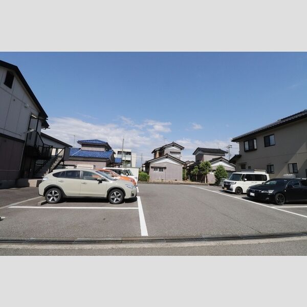 駐車場 (駐車場)