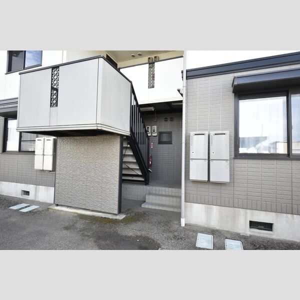 エントランス (エントランス)