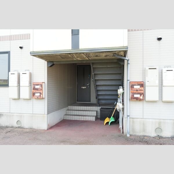 エントランス (エントランス)