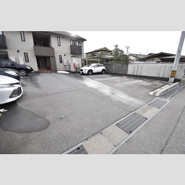 駐車場 (駐車場)