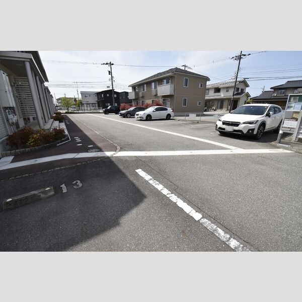 駐車場 (駐車場)