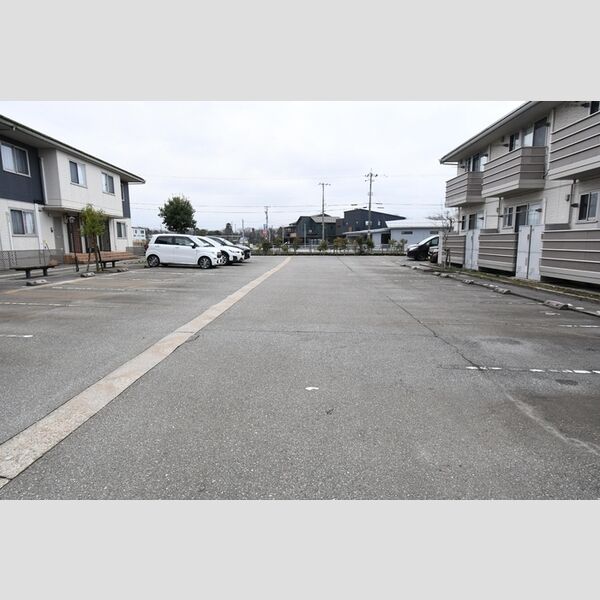 駐車場 (駐車場)