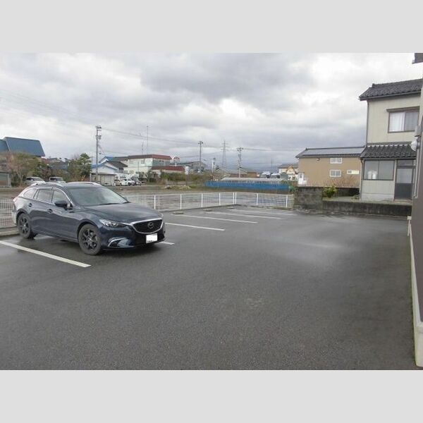 駐車場 (駐車場)