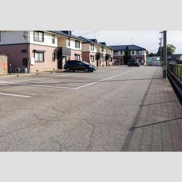 駐車場 (駐車場)