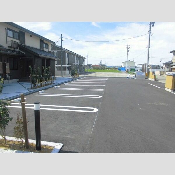 駐車場 (駐車場)