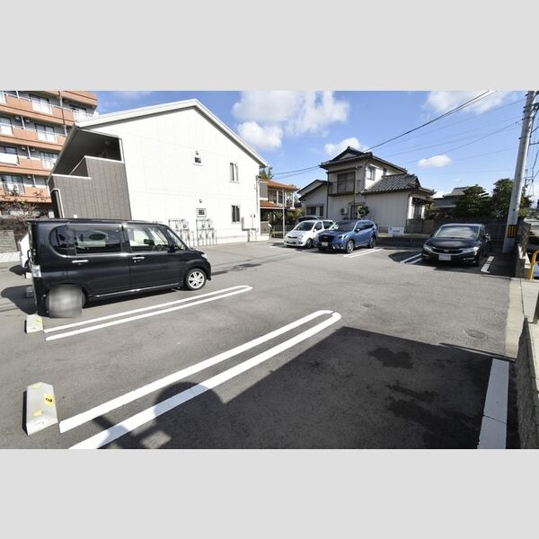 駐車場 (駐車場)