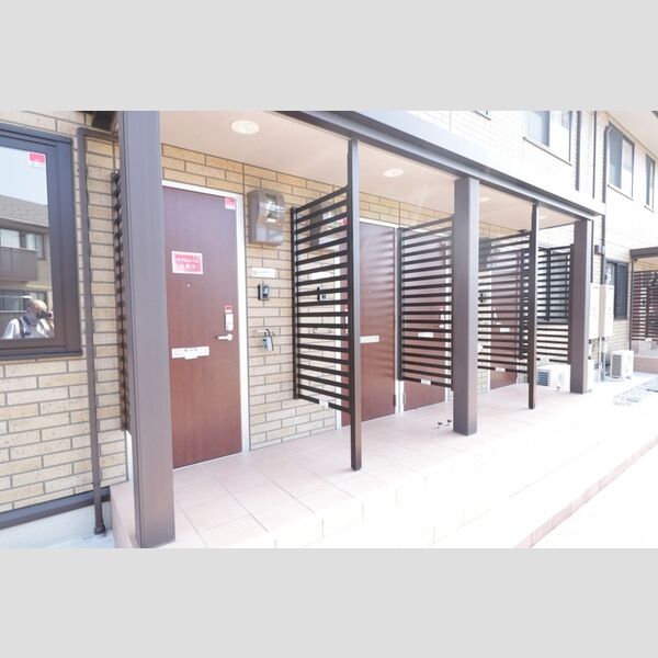 エントランス (エントランス)