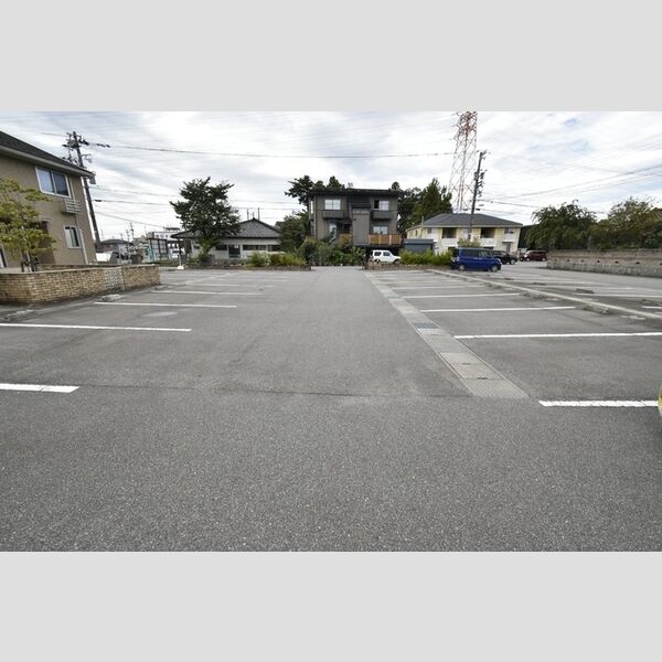 駐車場 (駐車場)