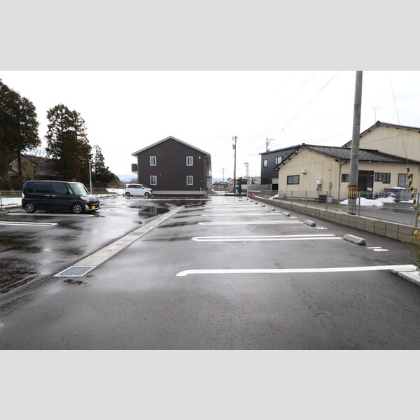 駐車場 (駐車場)