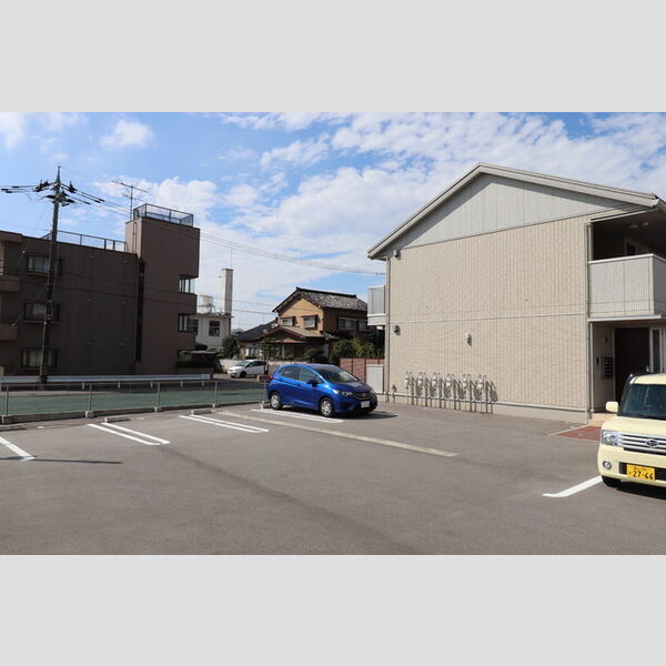 駐車場 (駐車場)
