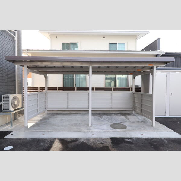 現地周辺 (駐輪場)