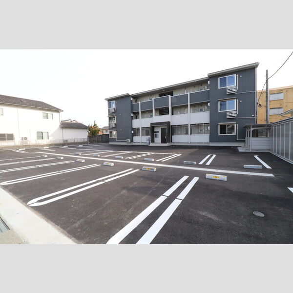 駐車場 (駐車場)