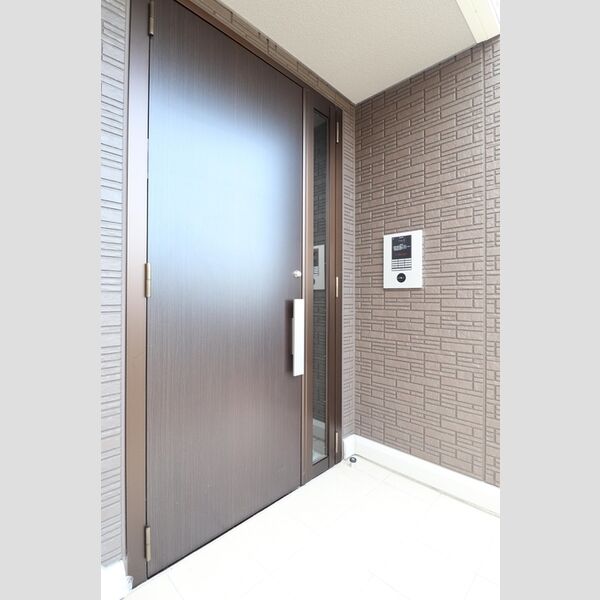 エントランス (エントランス)