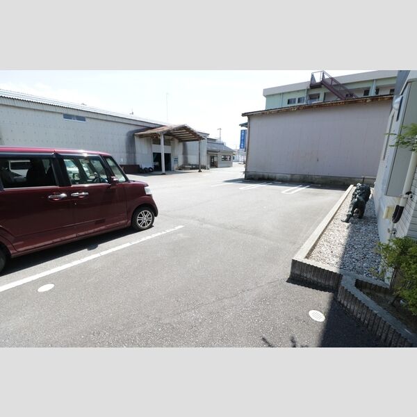 駐車場 (駐車場)