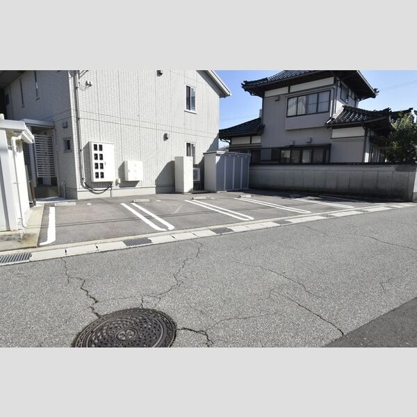 駐車場 (駐車場)