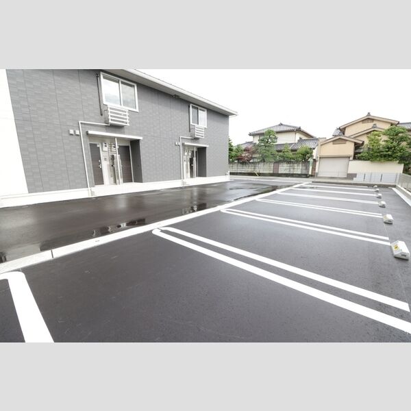 駐車場 (駐車場)