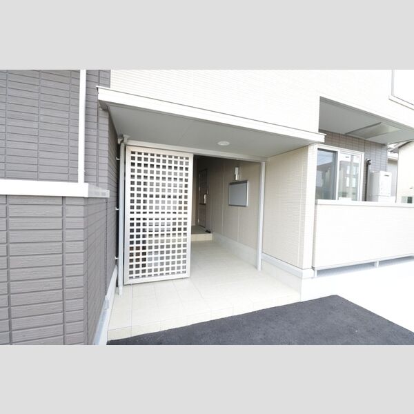 エントランス (エントランス)