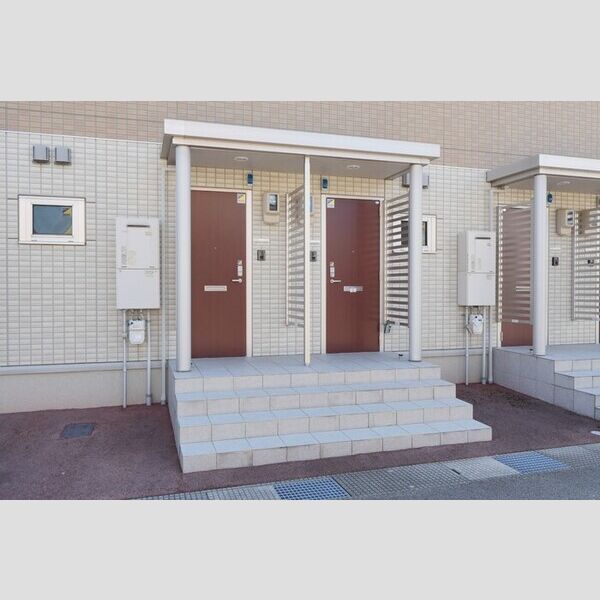 エントランス (エントランス)