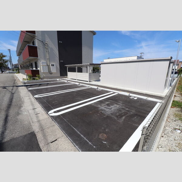 駐車場 (駐車場)