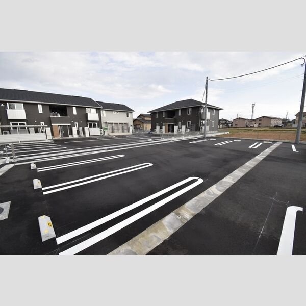 駐車場 (駐車場)