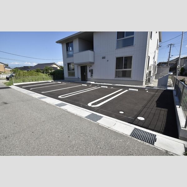 駐車場 (駐車場)