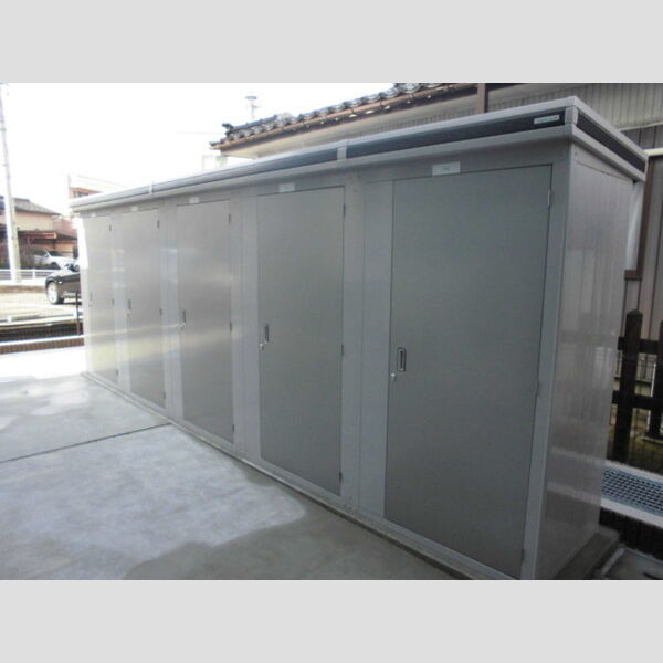 現地周辺 (トランクルーム)